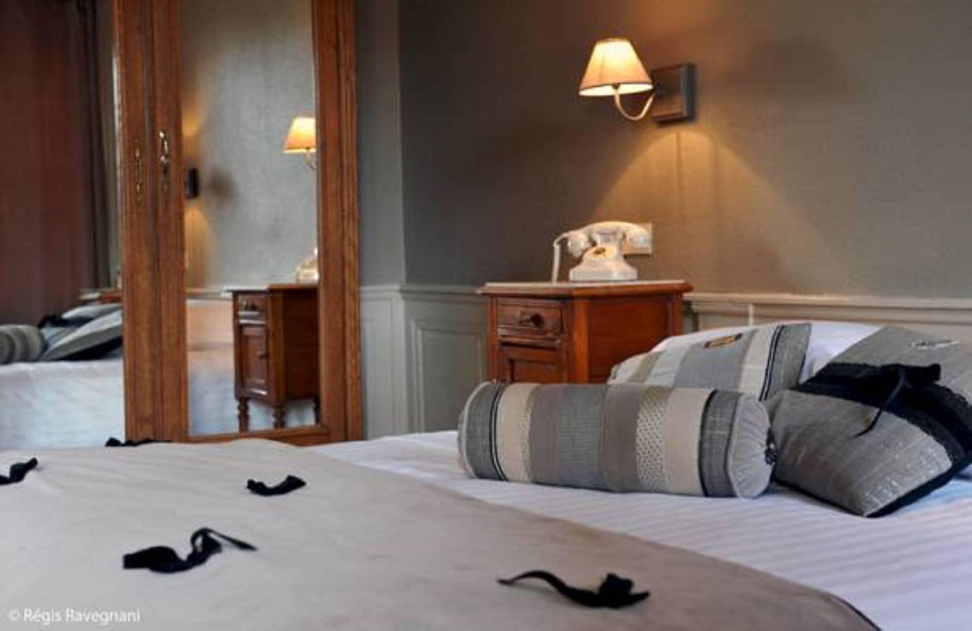 The Originals Boutique, Hotel De La Balance, モンベリアル エクステリア 写真