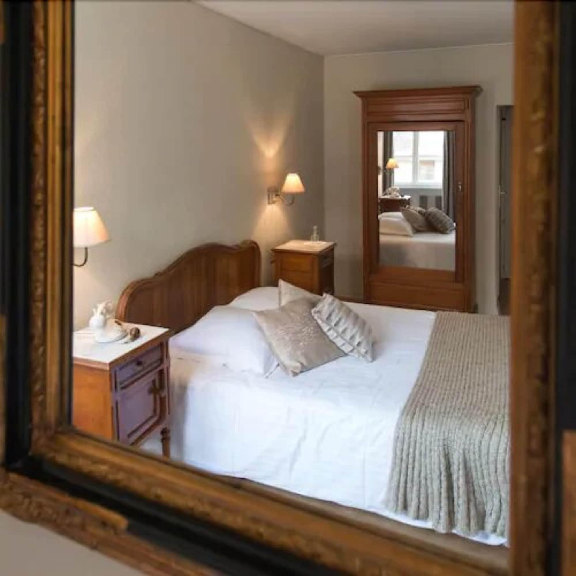 The Originals Boutique, Hotel De La Balance, モンベリアル エクステリア 写真