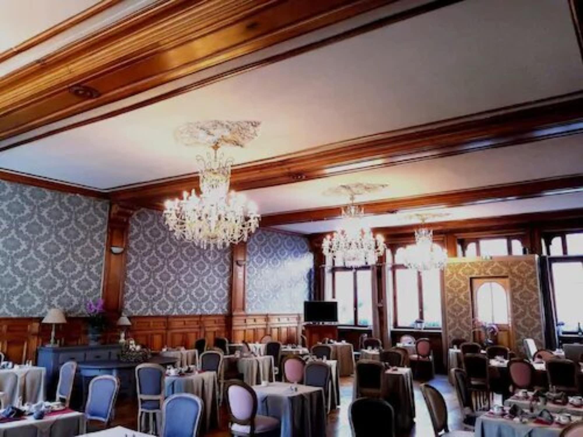 The Originals Boutique, Hotel De La Balance, モンベリアル エクステリア 写真