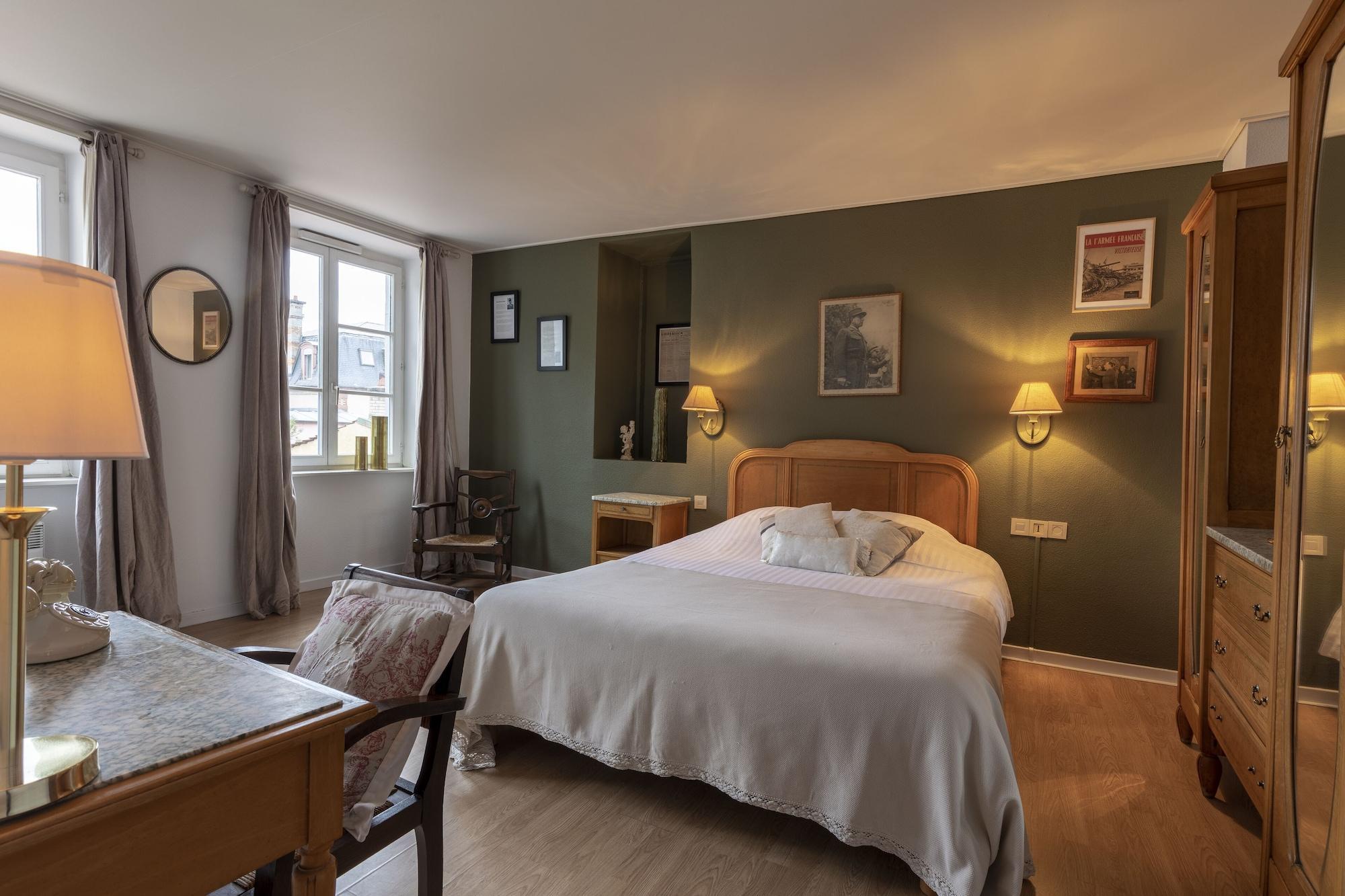 The Originals Boutique, Hotel De La Balance, モンベリアル エクステリア 写真