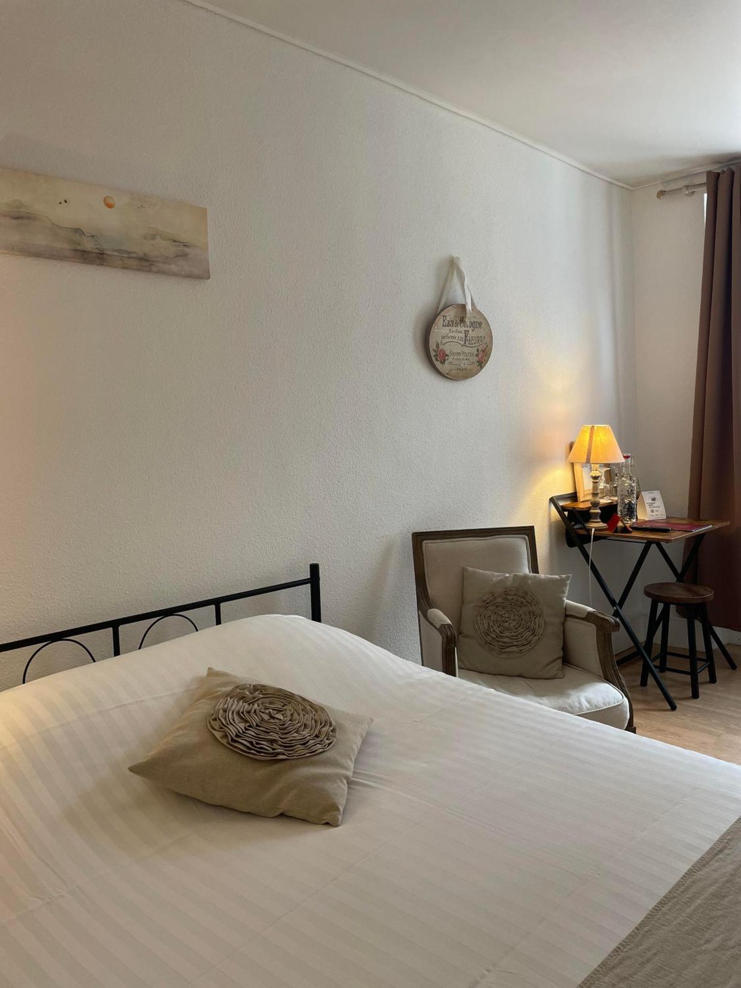 The Originals Boutique, Hotel De La Balance, モンベリアル エクステリア 写真
