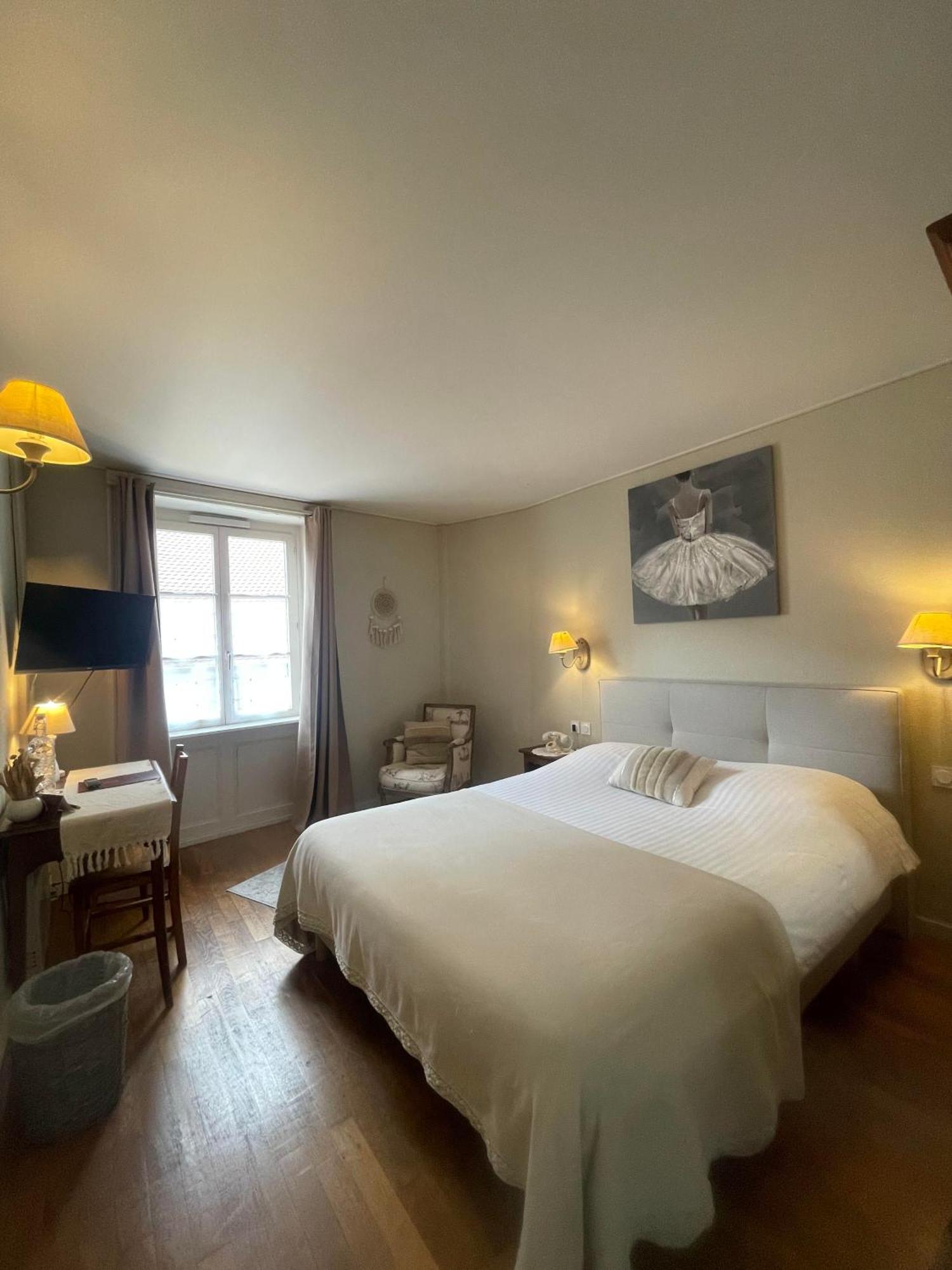 The Originals Boutique, Hotel De La Balance, モンベリアル エクステリア 写真